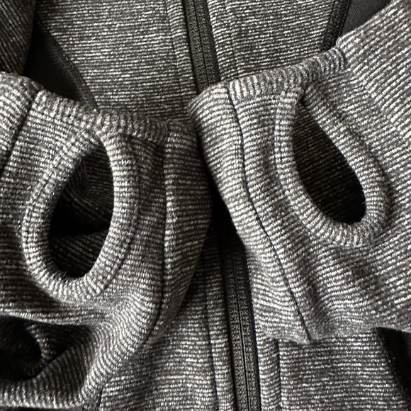 Lululemon Stride Jacket Size 4 - Picture 5 of 10